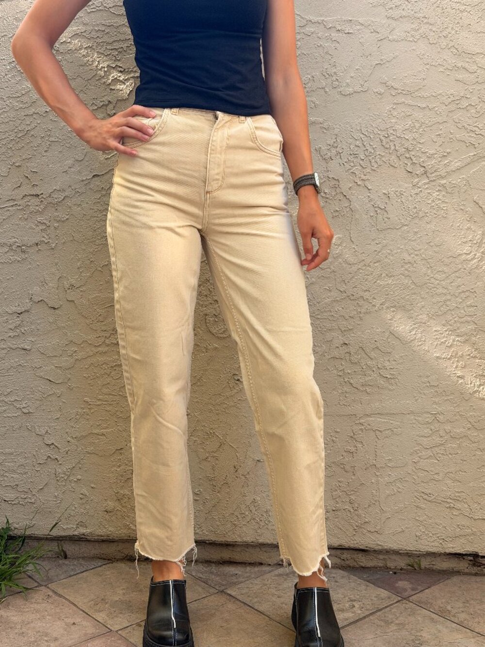 RV Cream Jeans